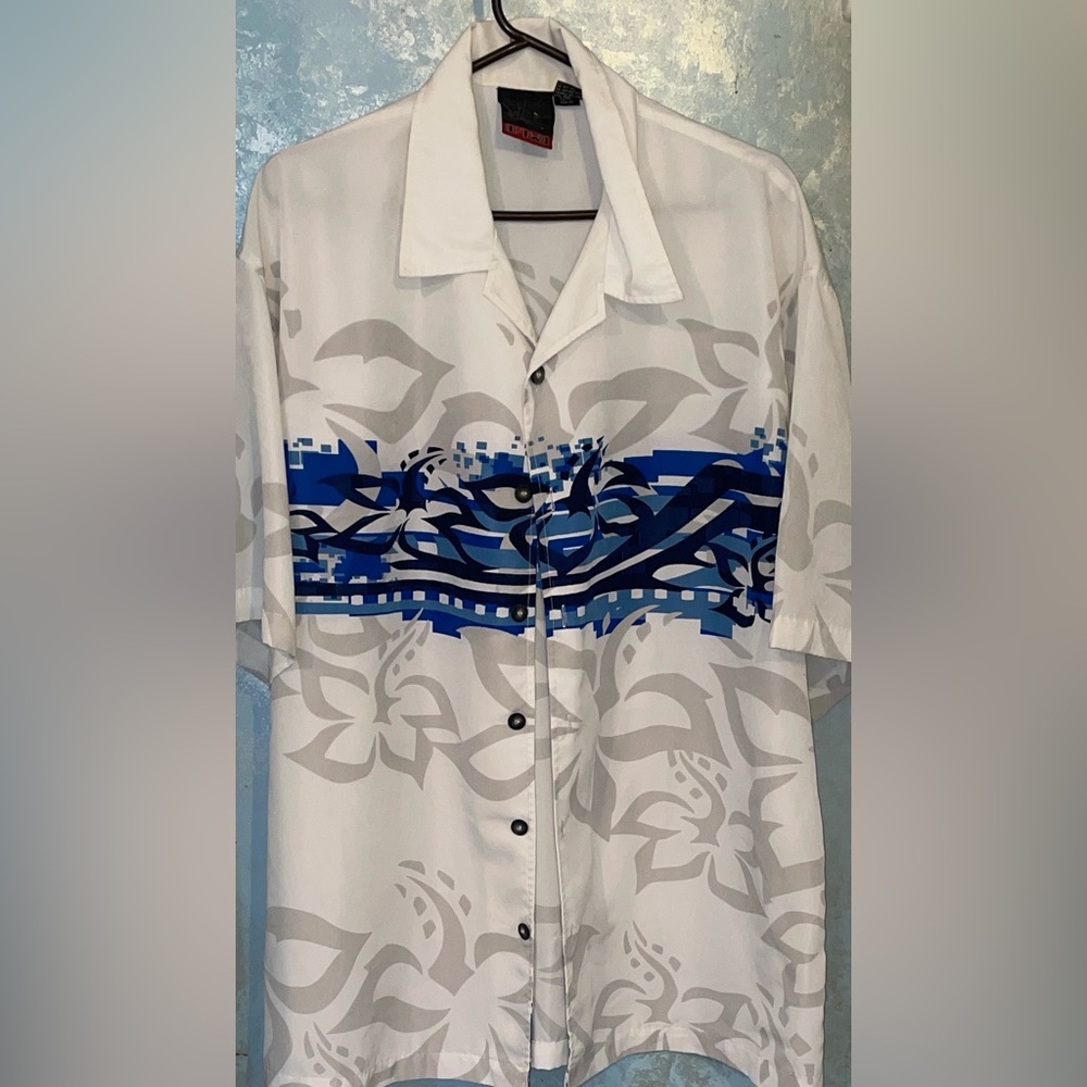 Men's Blue and White Graphic Shirt
